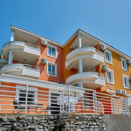 Apartments Villa Relax Petrovac Ngoại thất bức ảnh