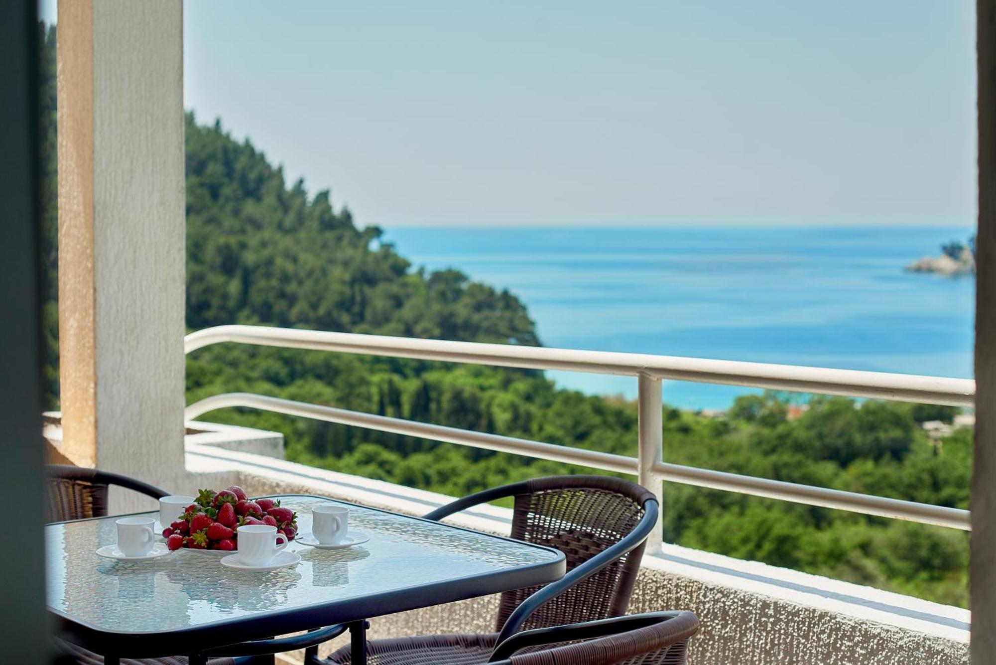 Apartments Villa Relax Petrovac Ngoại thất bức ảnh