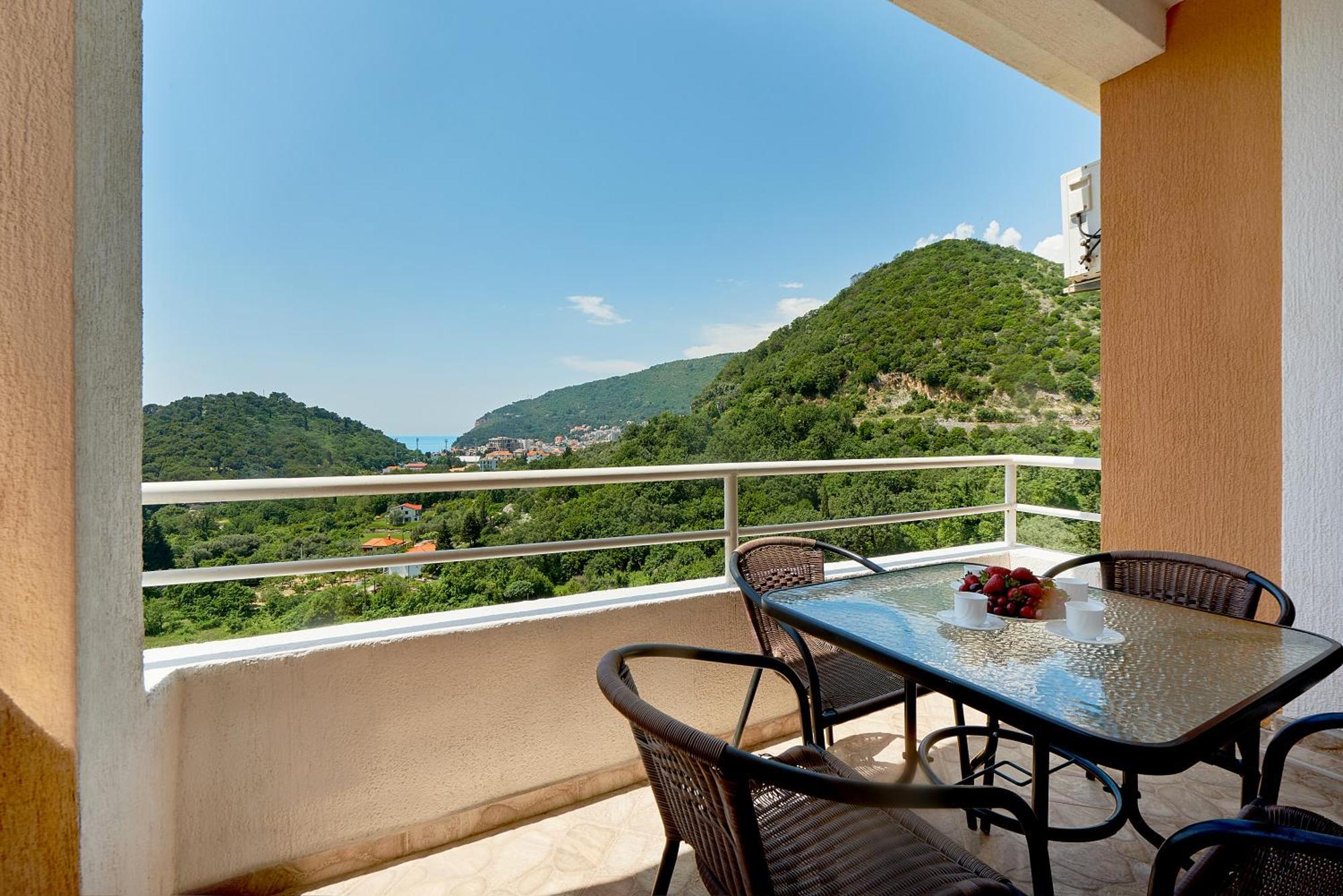 Apartments Villa Relax Petrovac Ngoại thất bức ảnh