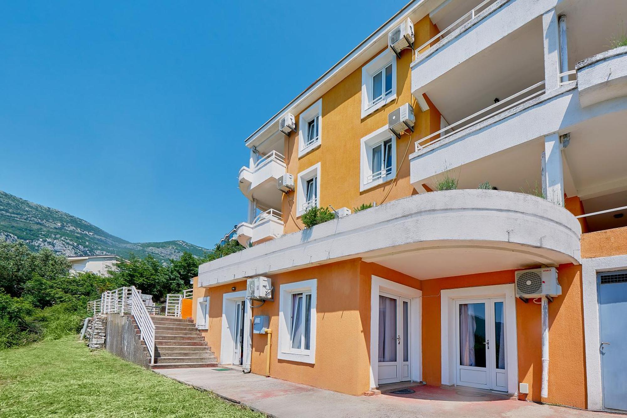 Apartments Villa Relax Petrovac Ngoại thất bức ảnh
