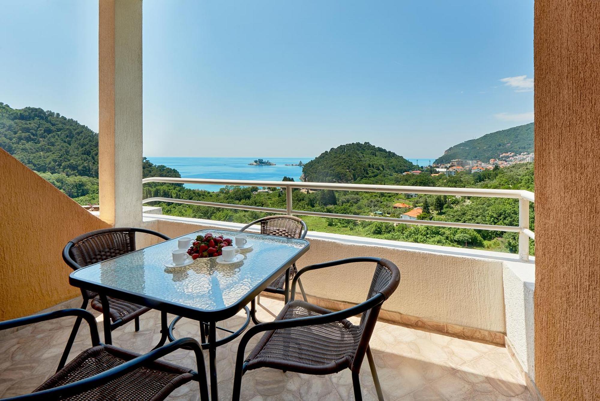 Apartments Villa Relax Petrovac Ngoại thất bức ảnh
